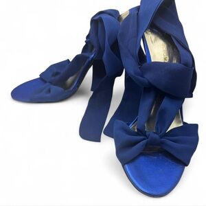 BCBG MAXAZRIA blue high heel shoe wrap tie  detail Size 7.5 women’s